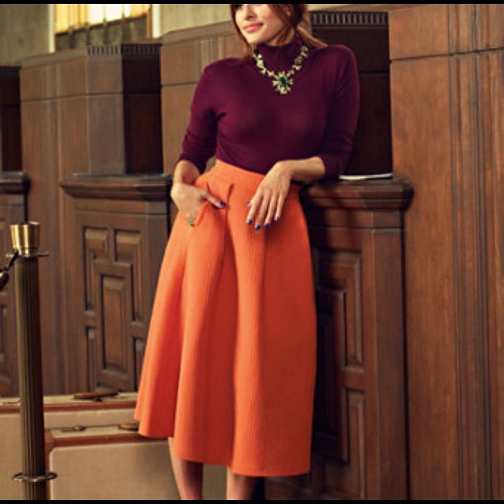 NWOT Eva Mendes Orange full skirt size medium